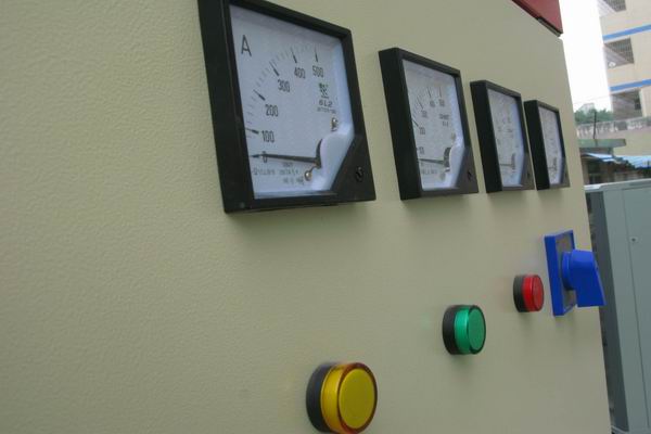 泰来配电柜-3683讲讲配电柜注意事项